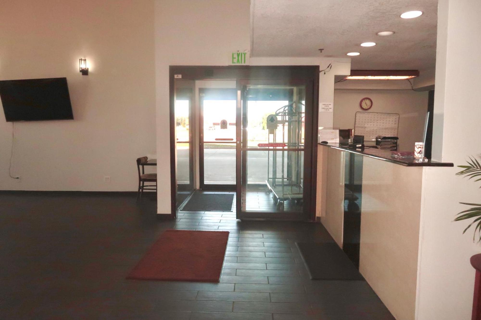 Motel 6 Elkhart, In المظهر الخارجي الصورة