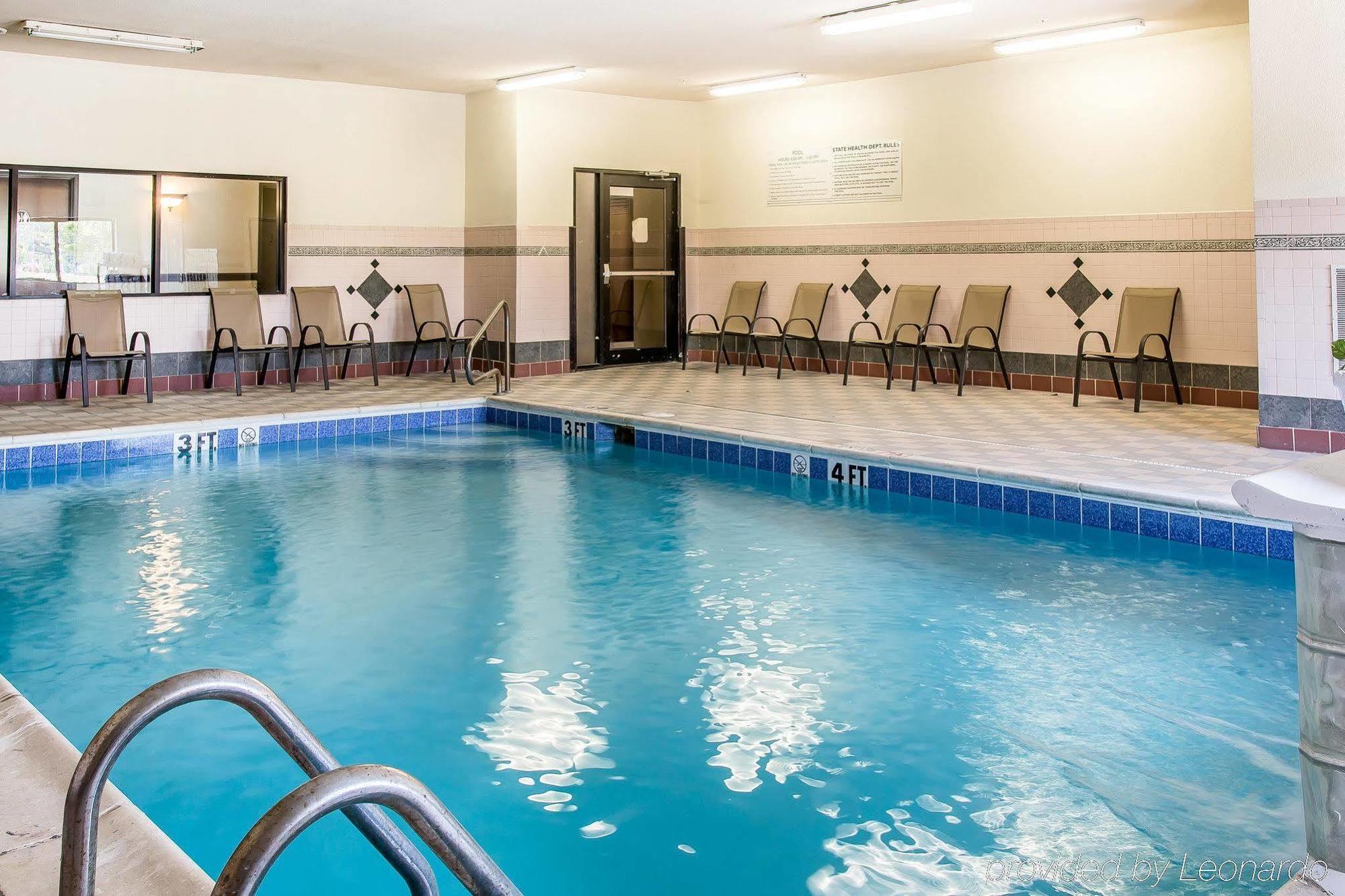 Motel 6 Elkhart, In المظهر الخارجي الصورة