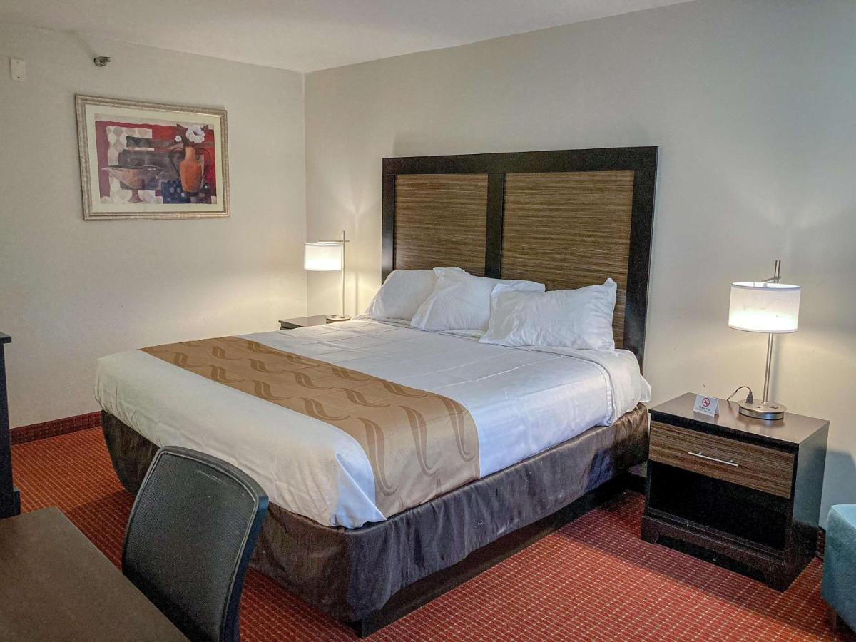 Motel 6 Elkhart, In المظهر الخارجي الصورة